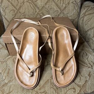 Porte & Paire Leather Beige Sandals Comes with Dustbag‎ EU 37